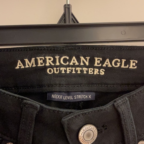 American Eagle Black Midi Shorts 00 - Picture 3 of 4